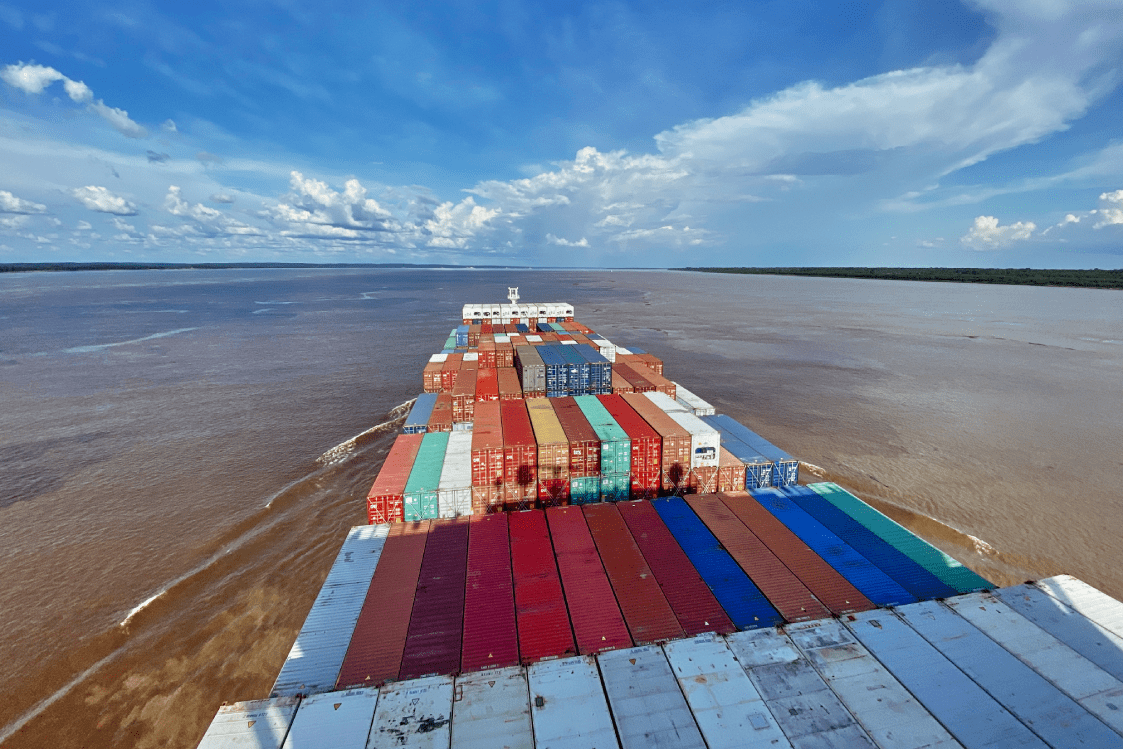 Serviço Expresso Amazonas: único serviço de cabotagem expresso de Manaus a Santos.